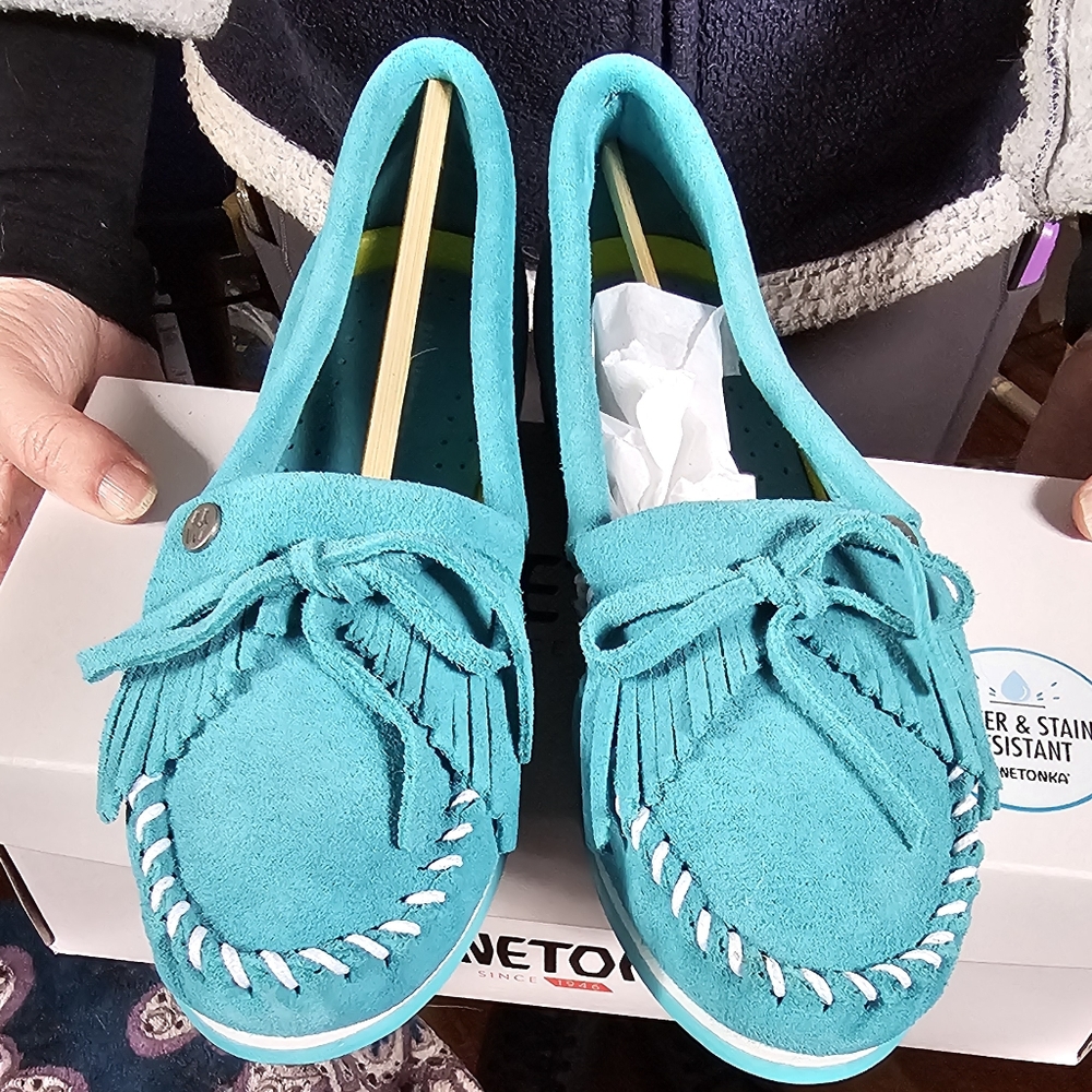 Minnetonka moccasins Teal 6.5